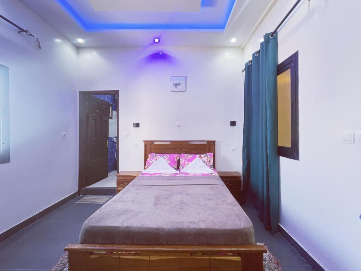 Villa Soleil Du Senegal Dakar Bagian luar foto