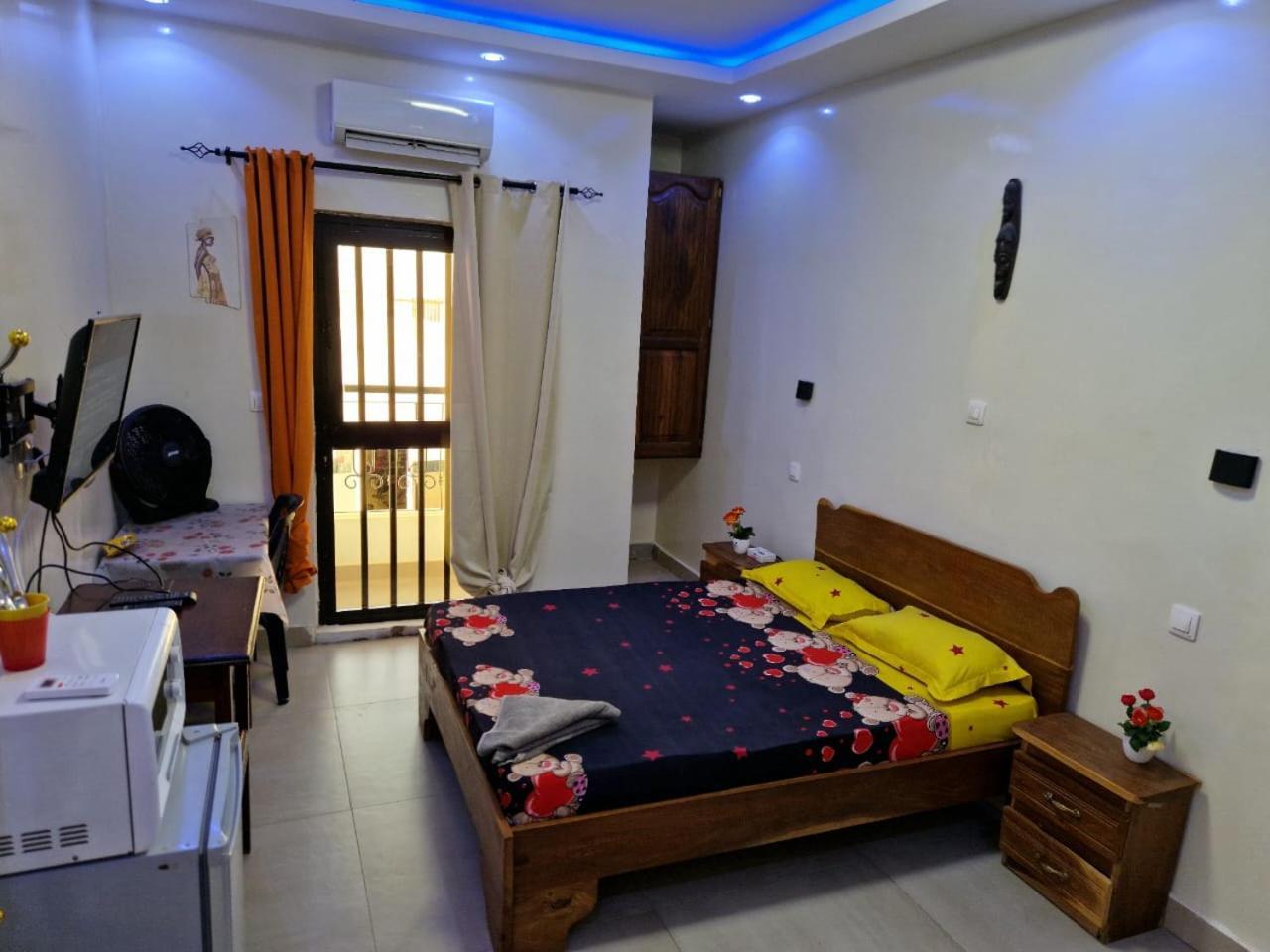 Villa Soleil Du Senegal Dakar Bagian luar foto